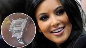 Ким Кардашианы экс амраг Крис сүйн бөгжөө дуудлага худалдаанд оруулна